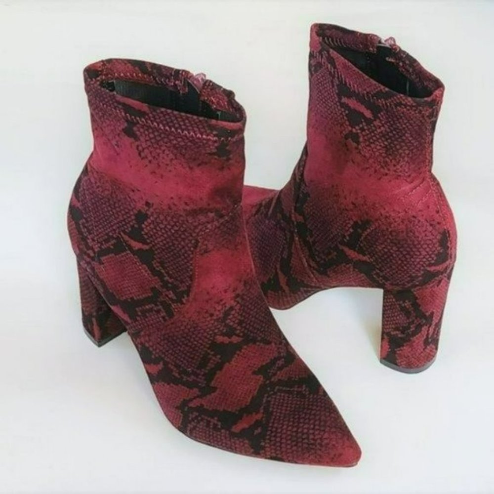 NWT Catherine Catherine Malandrino Snake Faux Suede Block Heel Stretch Booties - Picture 5 of 6